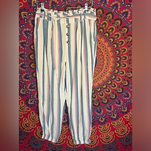 America Eagle size large‎ full length pants with belt - Picture 1 of 3